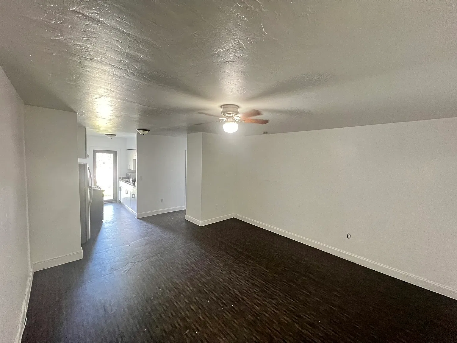 7135 Rue Granville — Photo 3