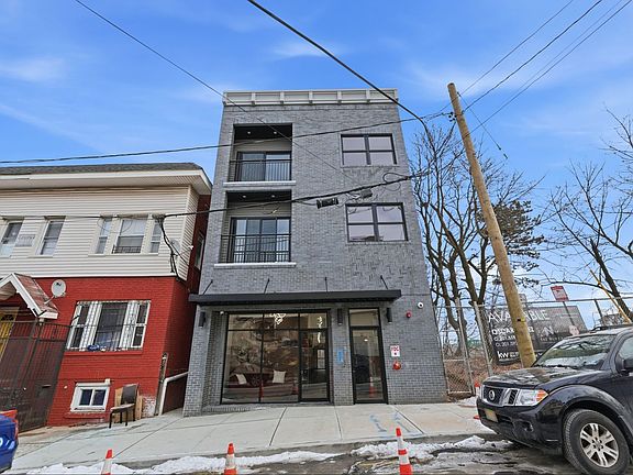 2nd image of 109 N 7th St #1