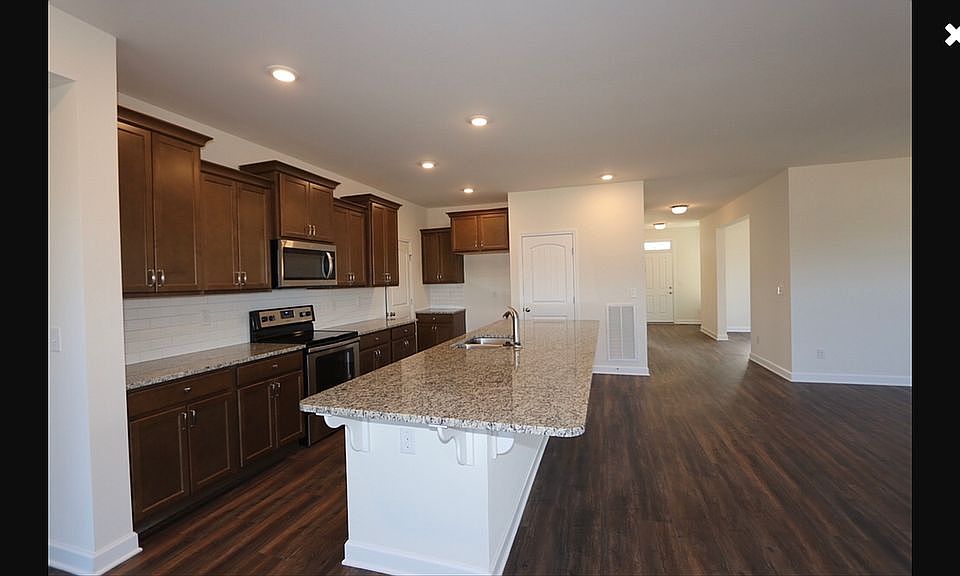 2nd image of 4000 Jacobcrest Ln