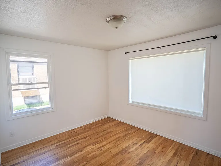 2941 Madison Ave — Photo 23