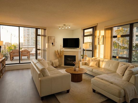 4th image of 8180 Lansdowne Rd #610