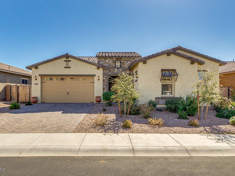 1st image of 2737 E Cozettas Ct