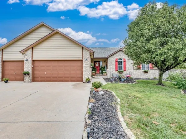 1516 E Sunset Ct, Goddard, KS 67052