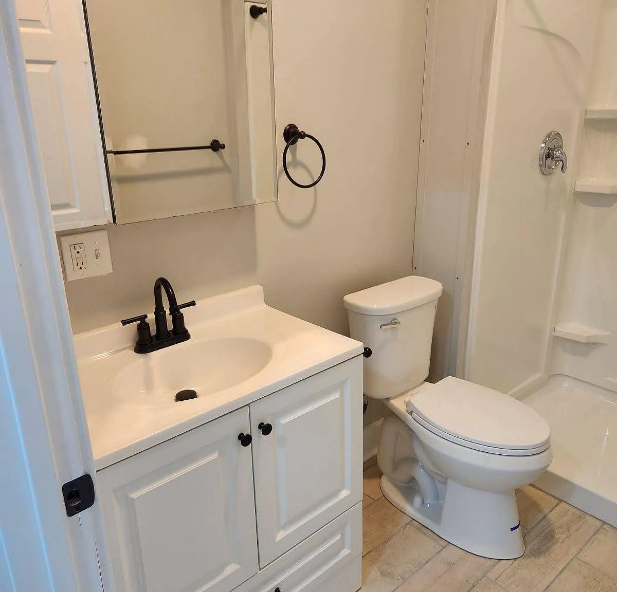 3346 Oneida St — Photo 1