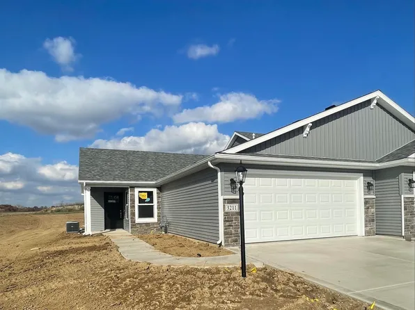3211 E Buell Ct, Columbia City, IN 46725