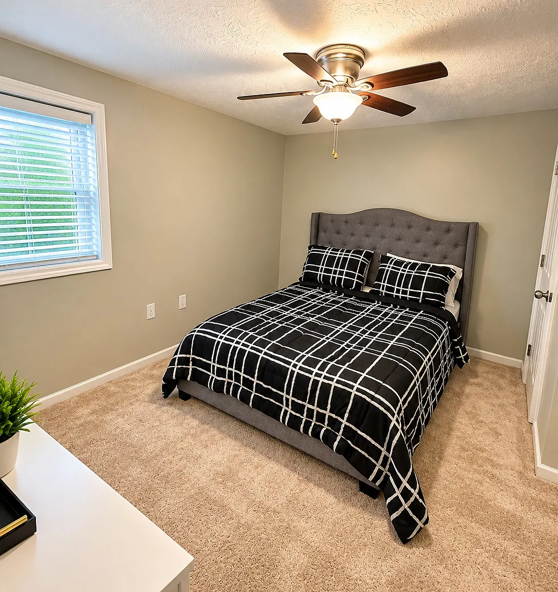 2 bed, 2419 sqft, $2,200 — Photo 3