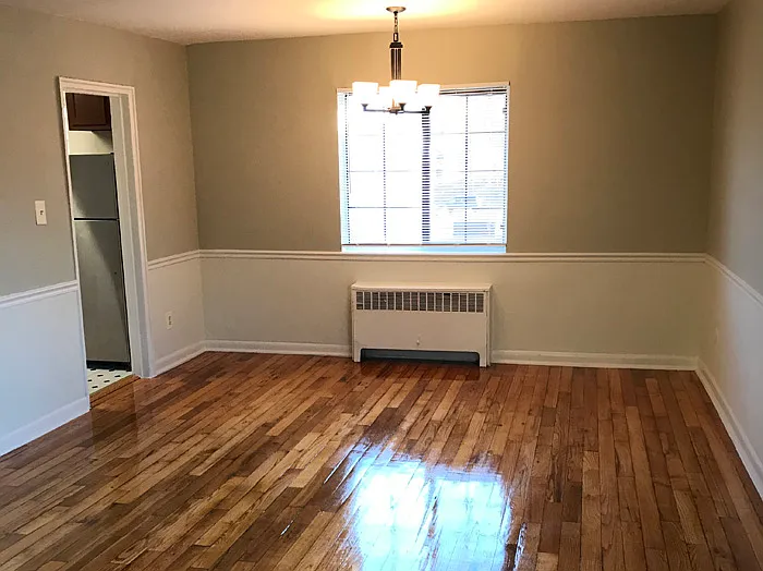 Fleetwood Village Apartments — Photo 13