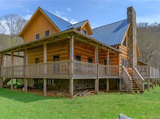 8051 Nc 261, Bakersville, NC 28705
