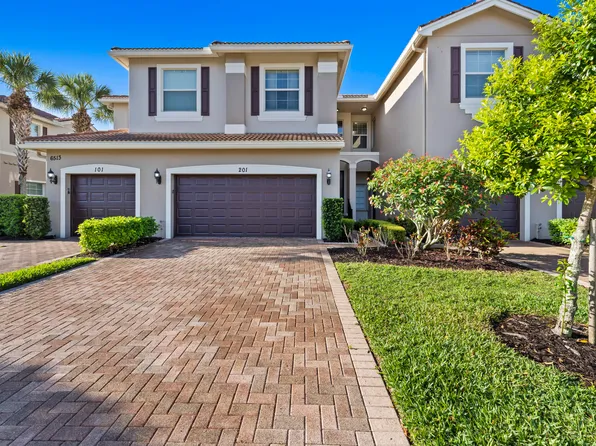 6513 Monterey Pt #201, Naples, FL 34105