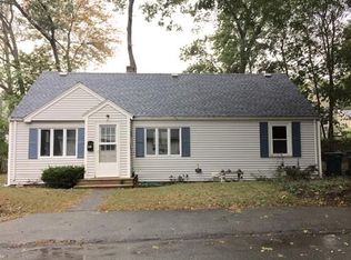 96 Sutcliffe Rd, Lynn, MA 01904