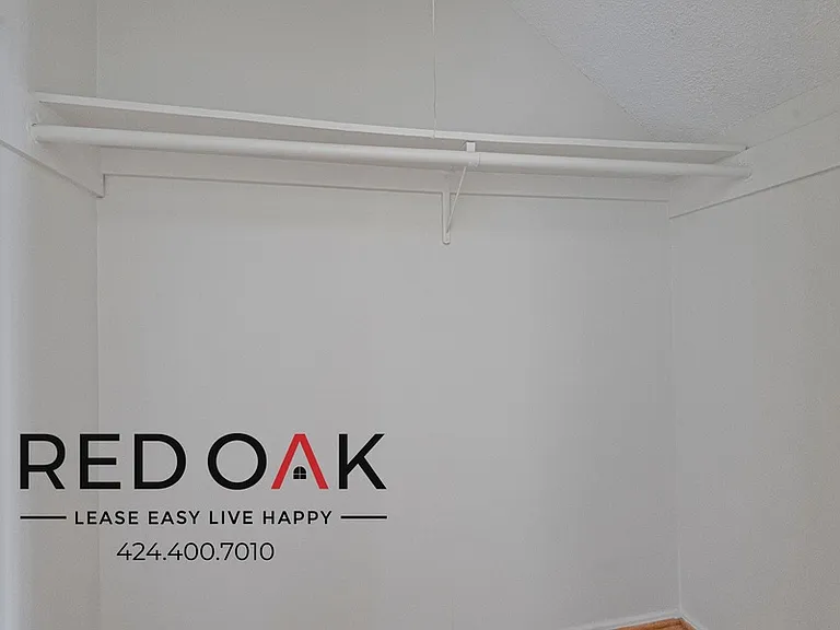 825 Westbourne Drive — Photo 5