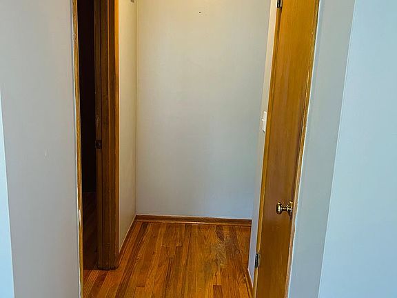 3rd image of 406 SE 32nd Ave #11504031