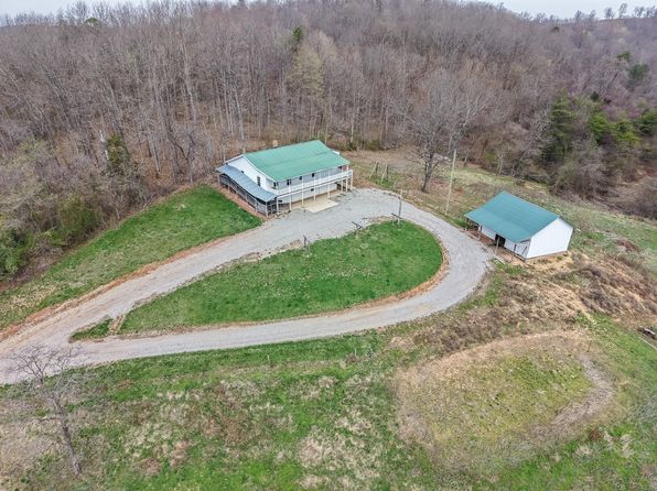 2988 Smokey Row Rd, Patriot, OH 45658