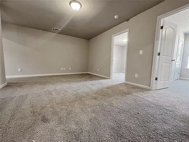 1503 Fern Ridge Ln — Photo 11