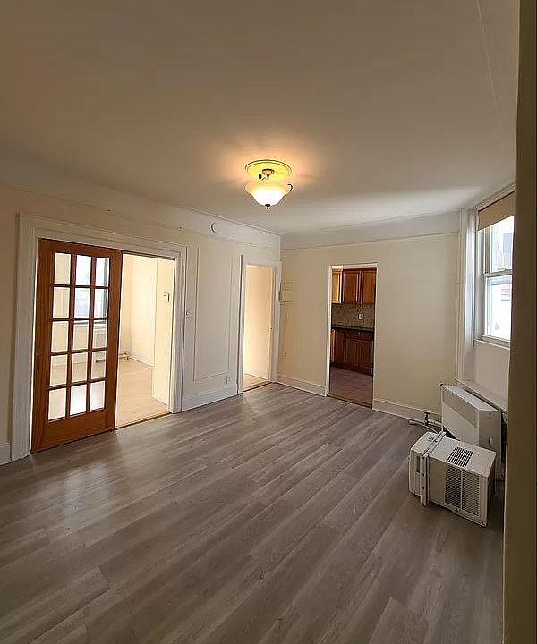 1st image of 34-20 34th St #7