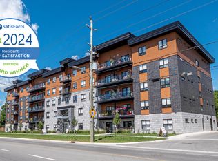 1355 Commissioners Rd W, London, ON N6K1E2