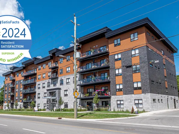 1355 Commissioners Rd W, London, ON N6K 1E2
