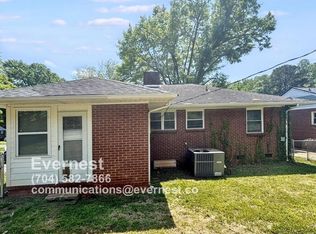 3308 Credenza Rd, Charlotte, NC 28208