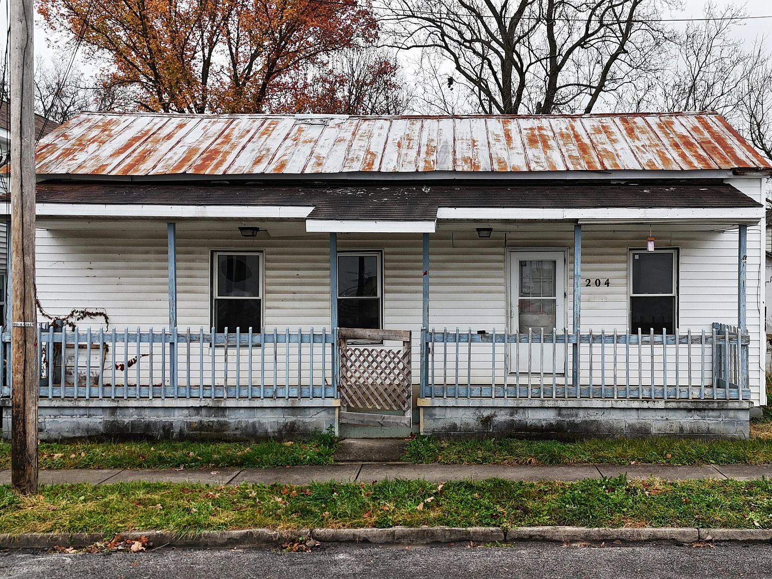 204 Montjoy St, Falmouth, KY 41040 MLS 23022493 Zillow