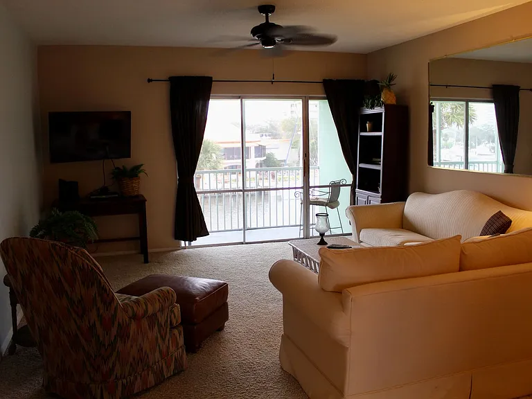 715 S Beach St #306D — Photo 9