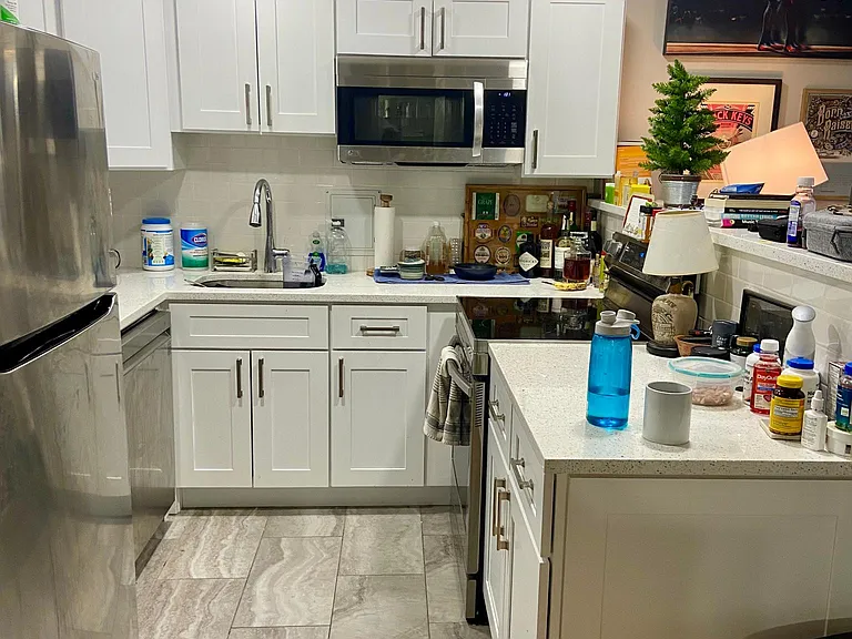 3420 N Lake Shore Dr #18M — Photo 9