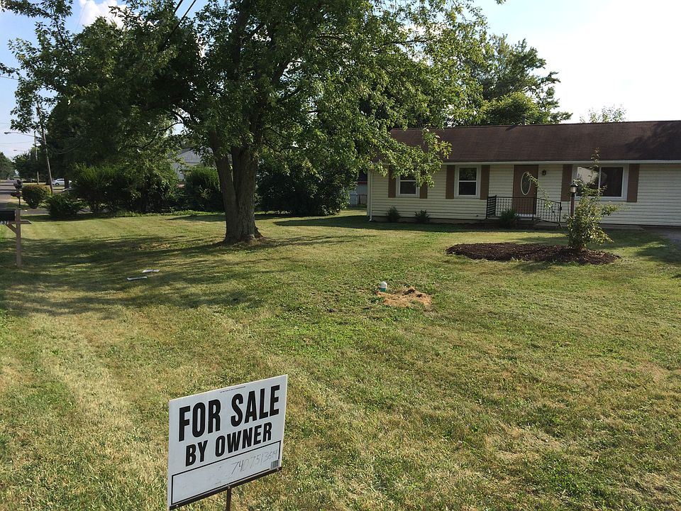 1st image of 2737 Mercer Dr
