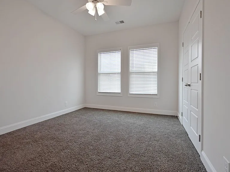 609 Wespanee Way — Photo 18