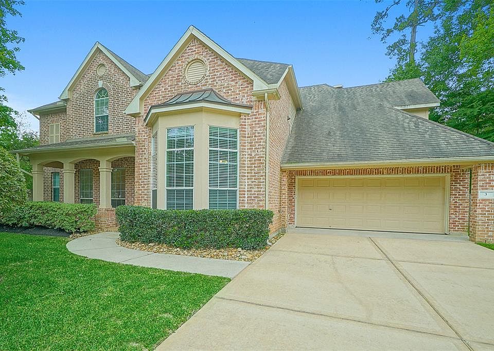 1st image of 3 Millay Ct