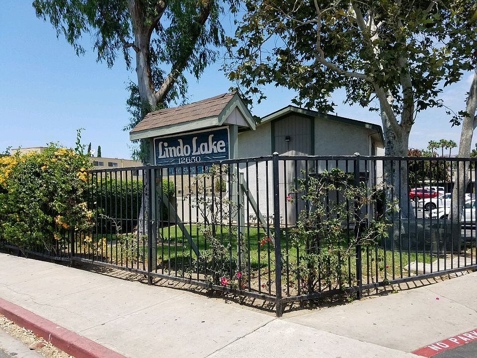 1st image of 12650 Lakeshore Dr Unit 134