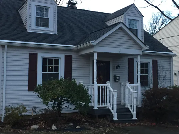 9708 Sutherland Rd, Silver Spring, MD 20901