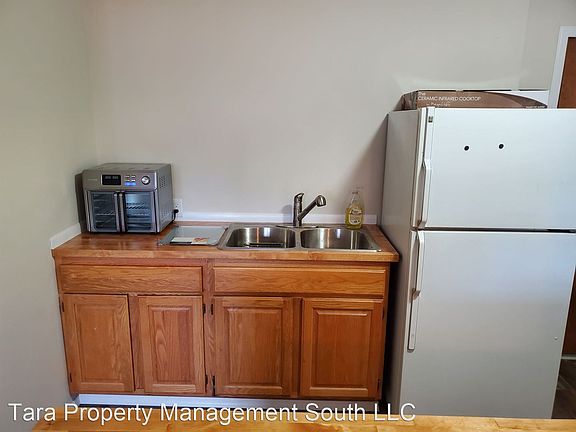 5th image of 6520 Spencer Ln Unit B