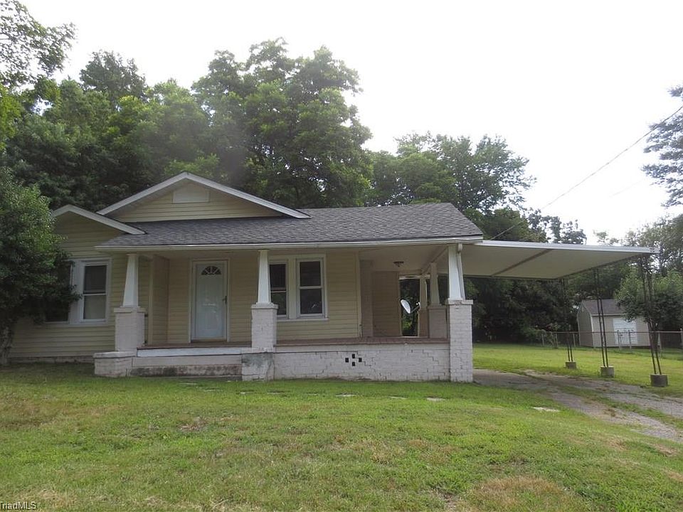 1st image of 305 Reid St