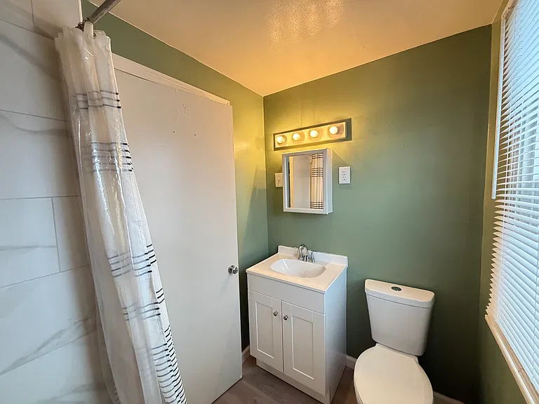 48 Layton Ave #2 — Photo 10