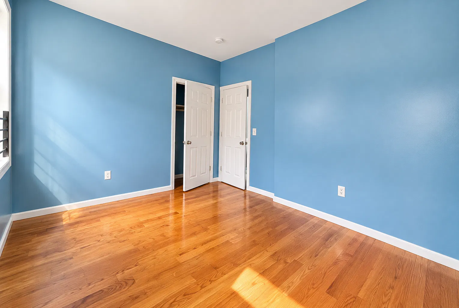 3 bed, 2.0 bath, 800 sqft, $2,200 — Photo 4