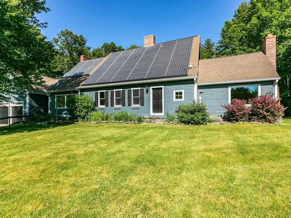 7 Elizabeth Dr, Auburn, MA 01501