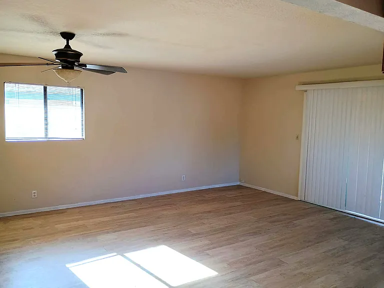 1319 N Azusa Ave #4 — Photo 14