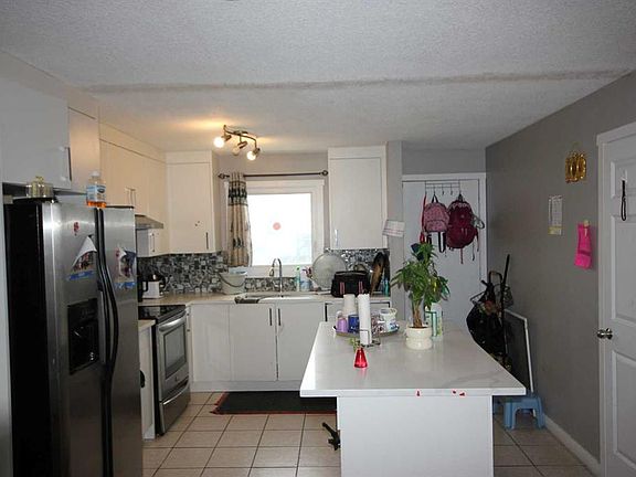 5th image of 379 Falmere Rd NE