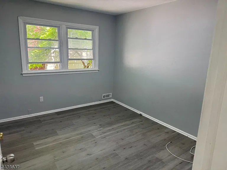 10 Evelyn Ct — Photo 11