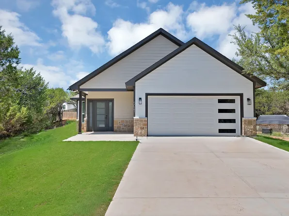 5021 Enchanted Ct, Granbury, TX 76048