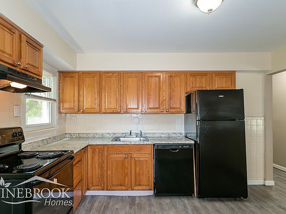 5th image of 345 Saint Eugene Ln