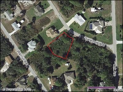 2nd image of 1566 Sycamore Ave
