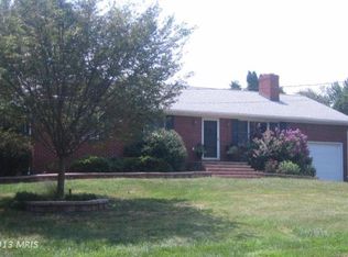 520 E G St, Purcellville, VA