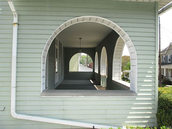 Covered Porch