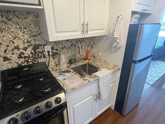 Brand new renovated kitchen with granite countertops. All new appliances.