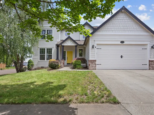 1214 S Sycamore St, Canby, OR 97013
