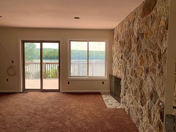 stone wall in master