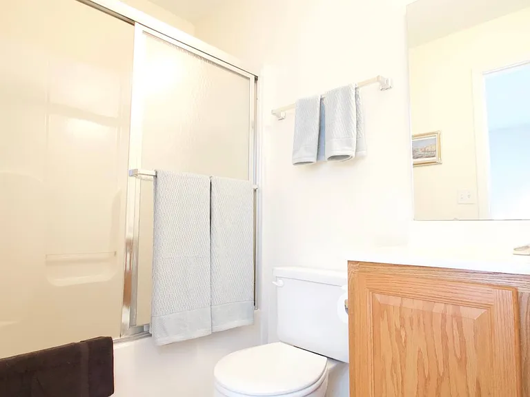 1022 New York St — Photo 21