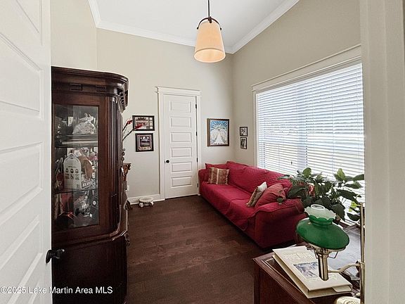 5th image of 782 Stillwaters Dr
