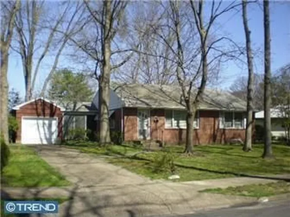 611 S Edge Park Dr, Haddonfield, NJ 08033