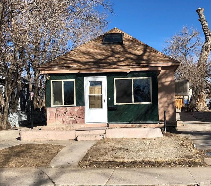 1st image of 1427 E 7th St